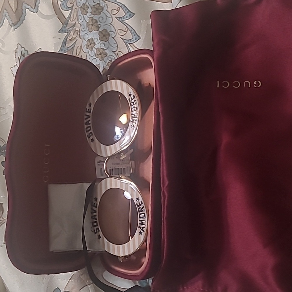 GUCCI AMORE SUNGLASSES NEW